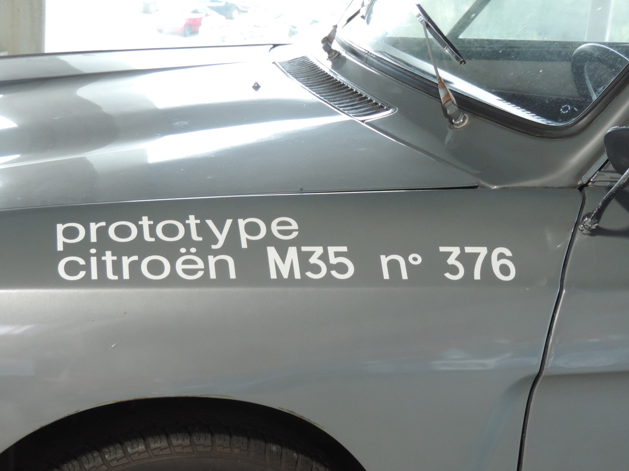 No. 376 op 2cv-jubileum in Luxemburg