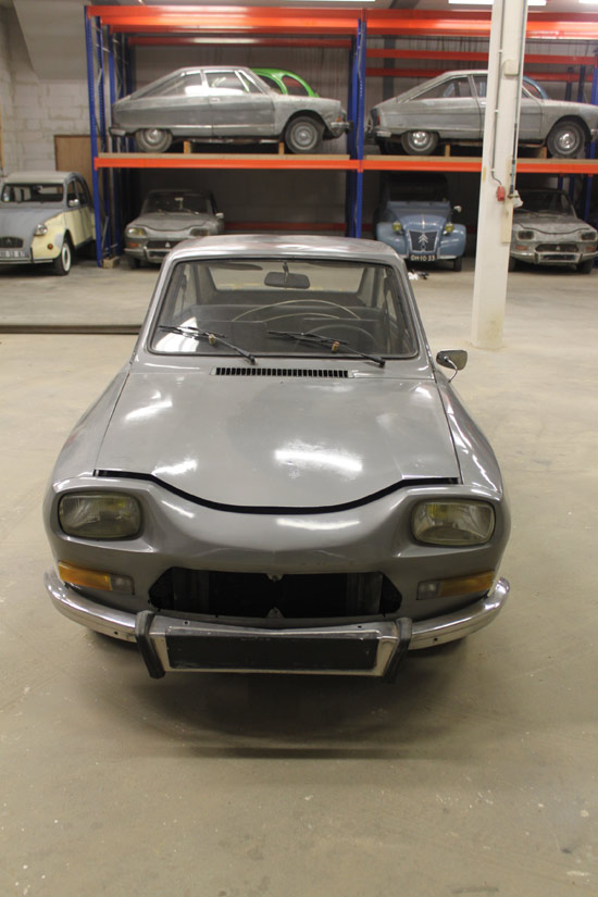 Prototype 415, mooie basis om zelf op de weg te brengen.